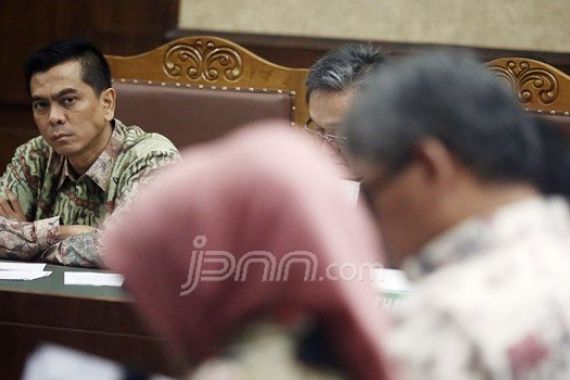 KPK Kecewa Hak Politik Bang Uci Tidak Dicabut Hakim - JPNN.COM