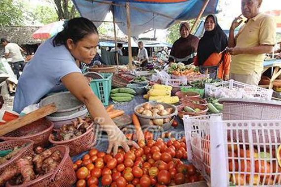 Kemendag Pantau Pasar, Harga Sembako Stabil - JPNN.COM
