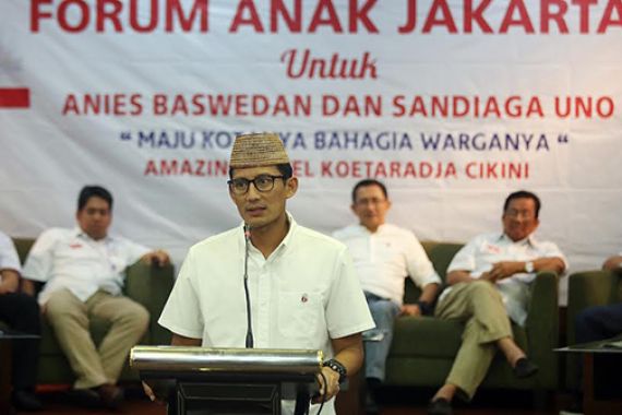 Sandi: Ahok Mempersatukan? Sidangnya Aja Bikin Berantem - JPNN.COM