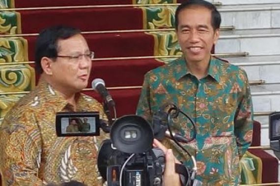 Sepertinya Rivalitas Jokowi Vs Prabowo Makin Panas - JPNN.COM