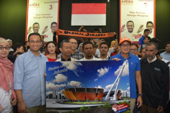 Anies-Sandi Janjikan Stadion, Begini Reaksi Bos Persija - JPNN.COM