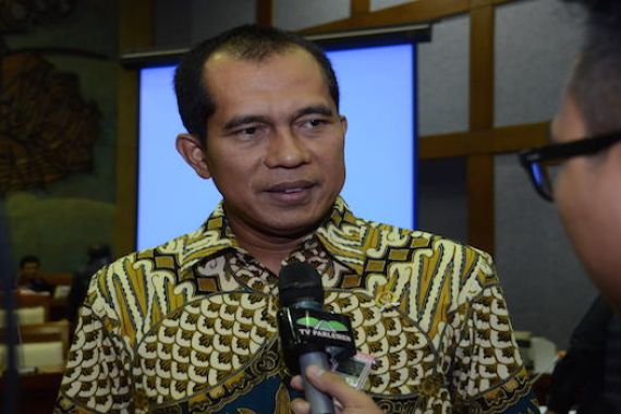 Komisi I DPR Pilih Lima Dewan Pengawas TVRI - JPNN.COM