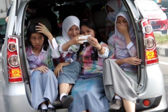 Pengalihan SMA/SMK ke Provinsi Bagus tapi... - JPNN.COM