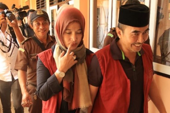 Eksepsi Ditolak, Aa Gatot Hanya Umbar Senyum - JPNN.COM