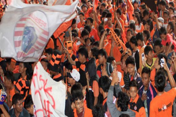 Tiga Calon Ini Berebut Jadi Ketum Baru Jakmania - JPNN.COM