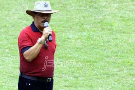 Haji Umuh Semringah, Sanksinya Dibatalkan oleh PSSI - JPNN.COM
