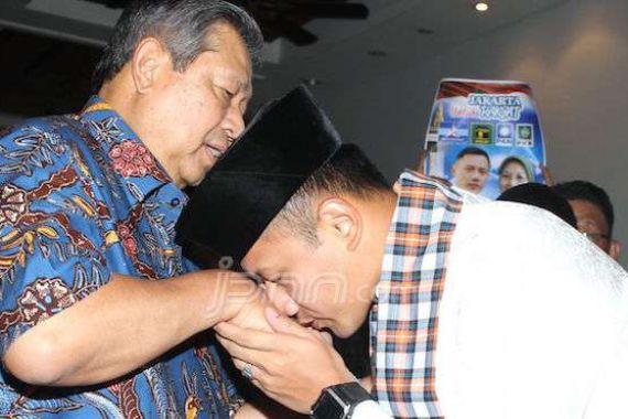 AHY dan SBY Jangan Buru-Buru Pesta, Minta Maaf Dulu kepada Presiden Jokowi - JPNN.COM
