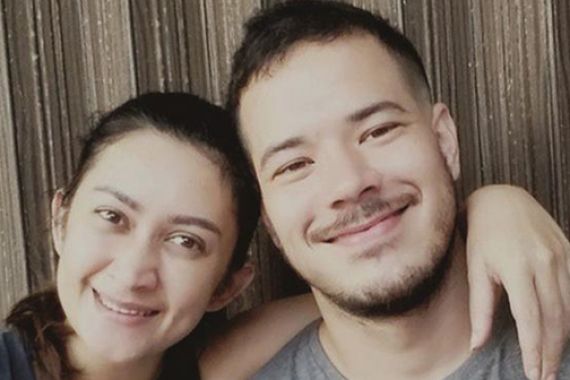 Waduh! Nafa Urbach dan Zack Lee 'Cerai' di Instagram - JPNN.COM