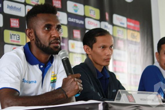 Yanto Basnah Akui Gembira Dilirik Persipura Lagi - JPNN.COM