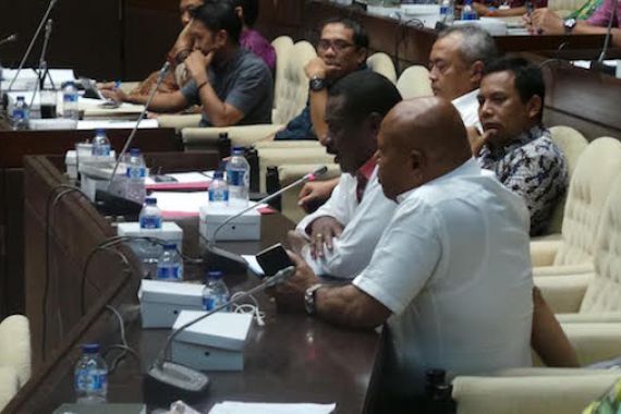 DPR: Pilkada Serentak Belum Bersih dari Masalah Hukum - JPNN.COM