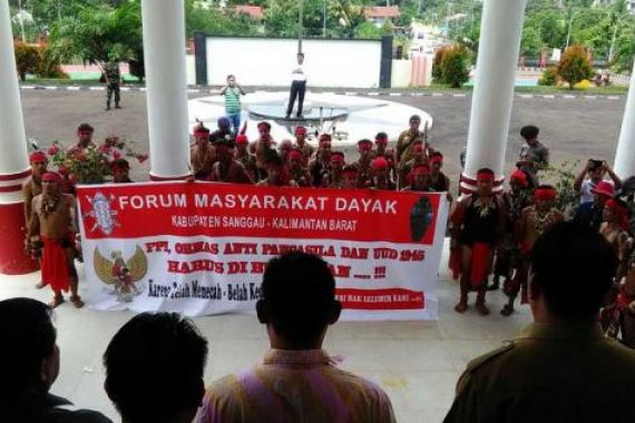 Forum Masyarakat Dayak Desak FPI Dibubarkan - JPNN.COM