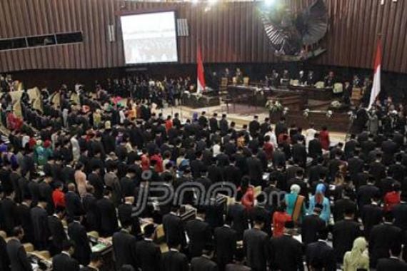 Doa Senator di Depan Jokowi: Ibu Kota Pindah ke Kaltim - JPNN.COM