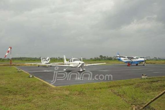 Maaf, Bandara Blimbingsari Ditutup Sementara Waktu - JPNN.COM