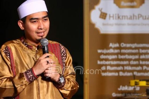 Wanita yang Video Call dengan Ustaz Solmed Minta Maaf - JPNN.COM