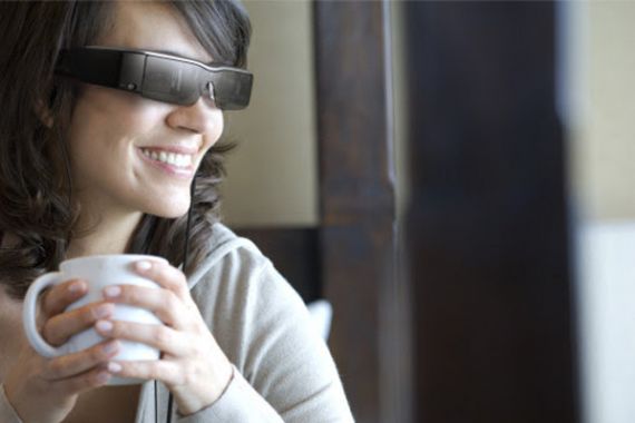 Melihat Dunia dengan Kacamata Cerdas Moverio - JPNN.COM