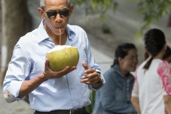 Setelah Rafting di Sunga Ayung, Obama Ditawarkan Pesta Kesenian Bali - JPNN.COM