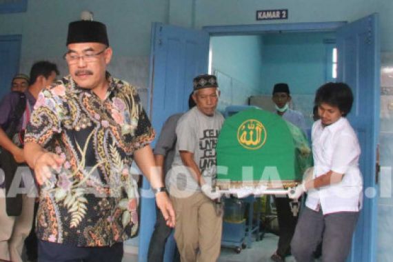 Derita Keluarga Para Korban Diksar Mapala UII - JPNN.COM