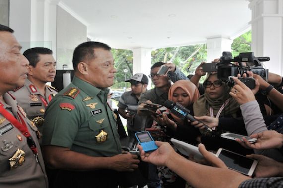 TNI dan Polri Harus Solid dan Waspadai Ancaman - JPNN.COM