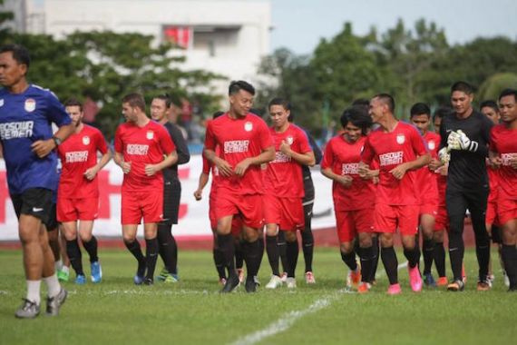 PSM Makassar Tiba di Bandung Lebih Cepat - JPNN.COM