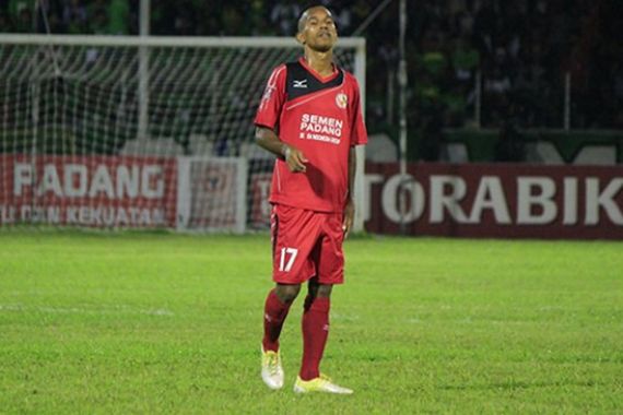Nur Iskandar Balik Lagi ke Semen Padang FC - JPNN.COM