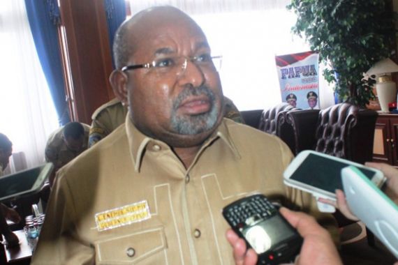 Gubernur Papua Mangkir, Janji Datang ke Bareskrim Pekan Depan - JPNN.COM