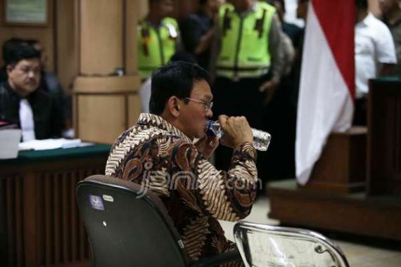Kata Ahok Soal Informasi SBY Telepon Ma'ruf Amin - JPNN.COM