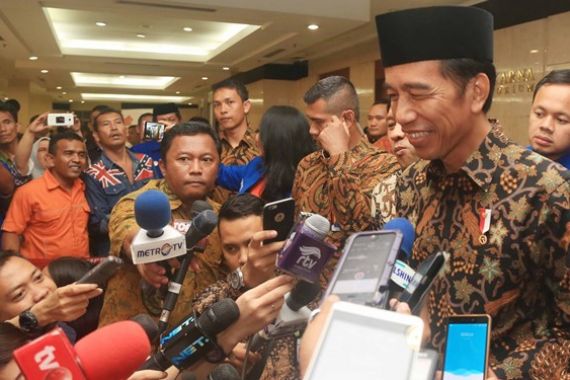 Luhut Temui Ma'ruf, Jokowi: Nanti Siang Baru Lapor - JPNN.COM