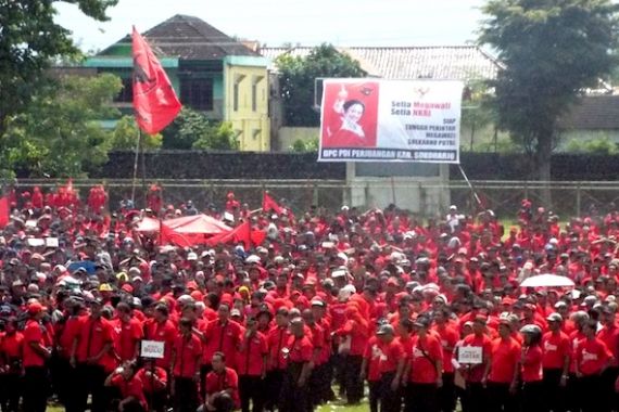 Kader PDIP Sukoharjo Berikrar Setia ke NKRI dan Bu Mega - JPNN.COM