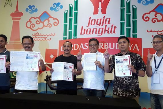 Jago PDIP di Jogja Teken Kontrak Politik dengan Relawan - JPNN.COM