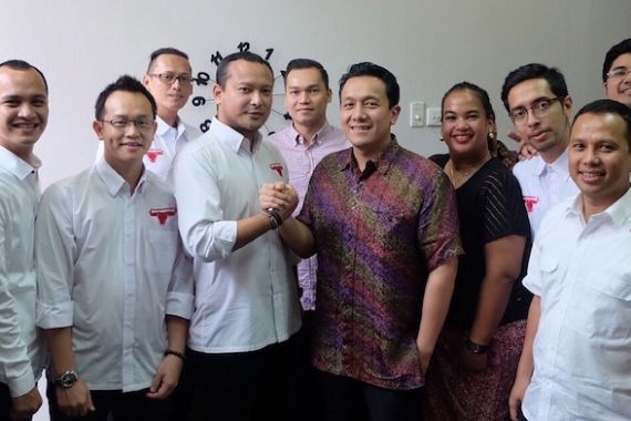 Hoax Merajalela, Stafsus Presiden Bertemu Banteng Muda - JPNN.COM