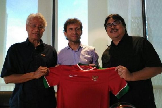 Luis Milla Panggil 25 Pemain Masuk TC Timnas - JPNN.COM