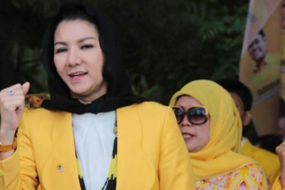 Golkar Sibuk Cari Pendamping Bu Rita - JPNN.COM