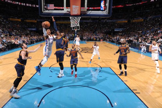 Westbrook 26 Kali Triple-Double, Thunder Hajar Cavs - JPNN.COM