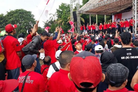 Sumpah, Kader PDIP DKI Setia ke NKRI dan Megawati - JPNN.COM