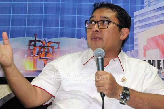 Fadli Zon: Sudah Seharusnya Ahok Diberhentikan - JPNN.COM