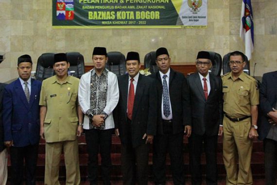 Chotib Malik Terpilih Ketua Baznas Bogor 2017-2020 - JPNN.COM