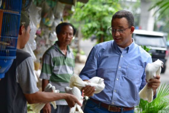 Sehari Jelang Coblosan Anies Beli Burung, Buat Apa Ya? - JPNN.COM