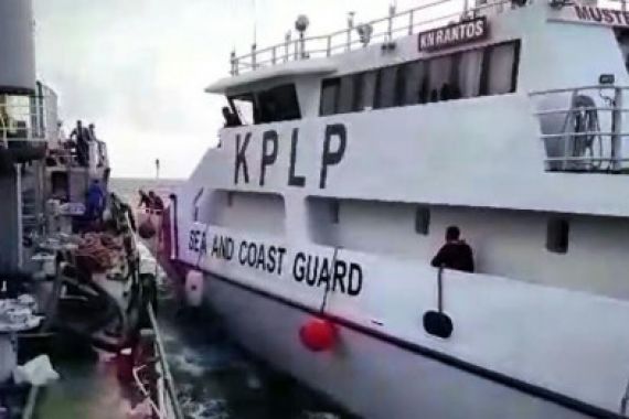 Kapal Tanker Berbendera Malaysia Ditemukan Tanpa Awak - JPNN.COM