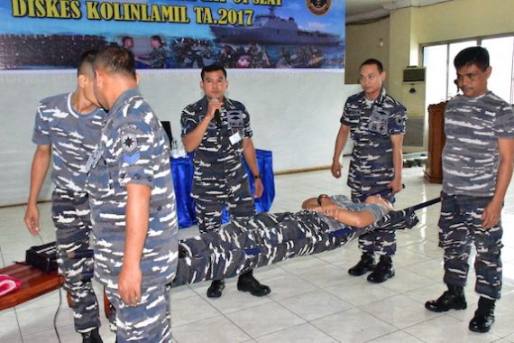 Tambah Skil, Dinkes Kolinlamil Gelar Latihan Kesehatan - JPNN.COM