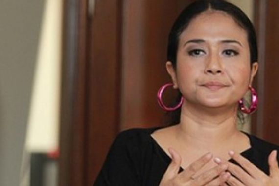 Ria Irawan Beber Alasan Tak Mau Berobat ke Luar Negeri - JPNN.COM