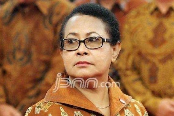 Menteri Yohana: Saya Mama Papua, Sakit Rasanya Mendengar Itu - JPNN.COM