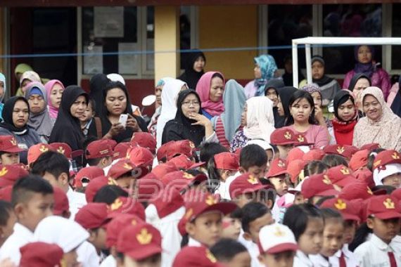 Satu Kelas Dibatasi 28 Siswa, Dampaknya... - JPNN.COM