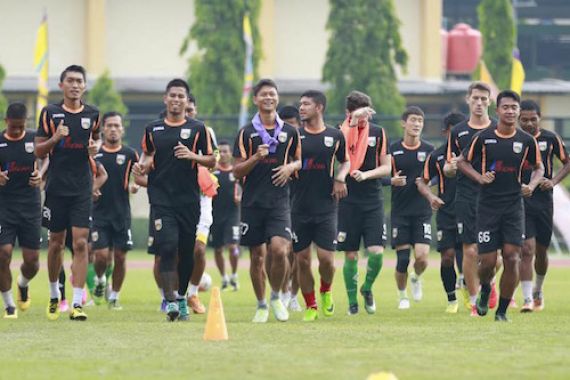 Jamu PS TNI, Mitra Kukar Lupakan Hasil Buruk Melawan Arema FC - JPNN.COM