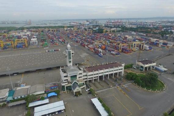 Pembangunan Perpanjangan Terminal Petikemas Belawan Ditargetkan Rampung 2018 - JPNN.COM