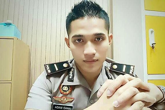 Adam, Polisi Ganteng, Jago Nyanyi dan Freestyle Motor - JPNN.COM