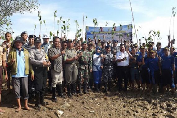 Operasi “Serbuan Akar Lutut” Digelar di Cirebon - JPNN.COM