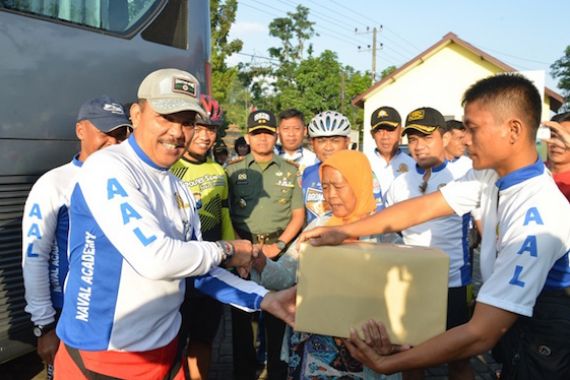 Acara Ini Memperkuat Sinergi AAL dan Masyarakat Sampang - JPNN.COM