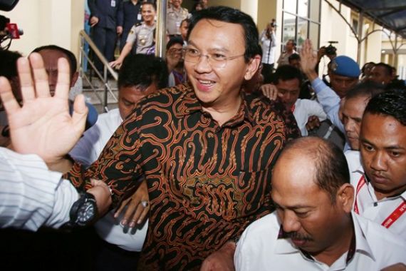 Nonton Jakarta Undercover, Ahok: Pengen Tahu Aja - JPNN.COM