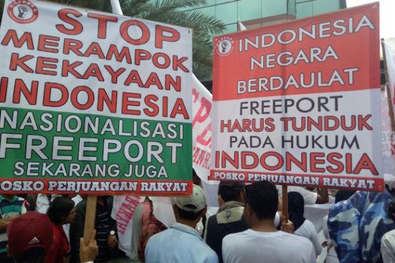 Massa Tuntut Freeport Patuh pada Hukum di Indonesia - JPNN.COM