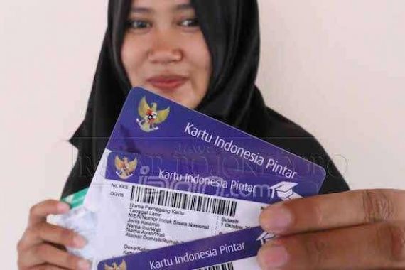 Tahun Ini Cetak 10,25 Juta Kartu Indonesia Pintar - JPNN.COM